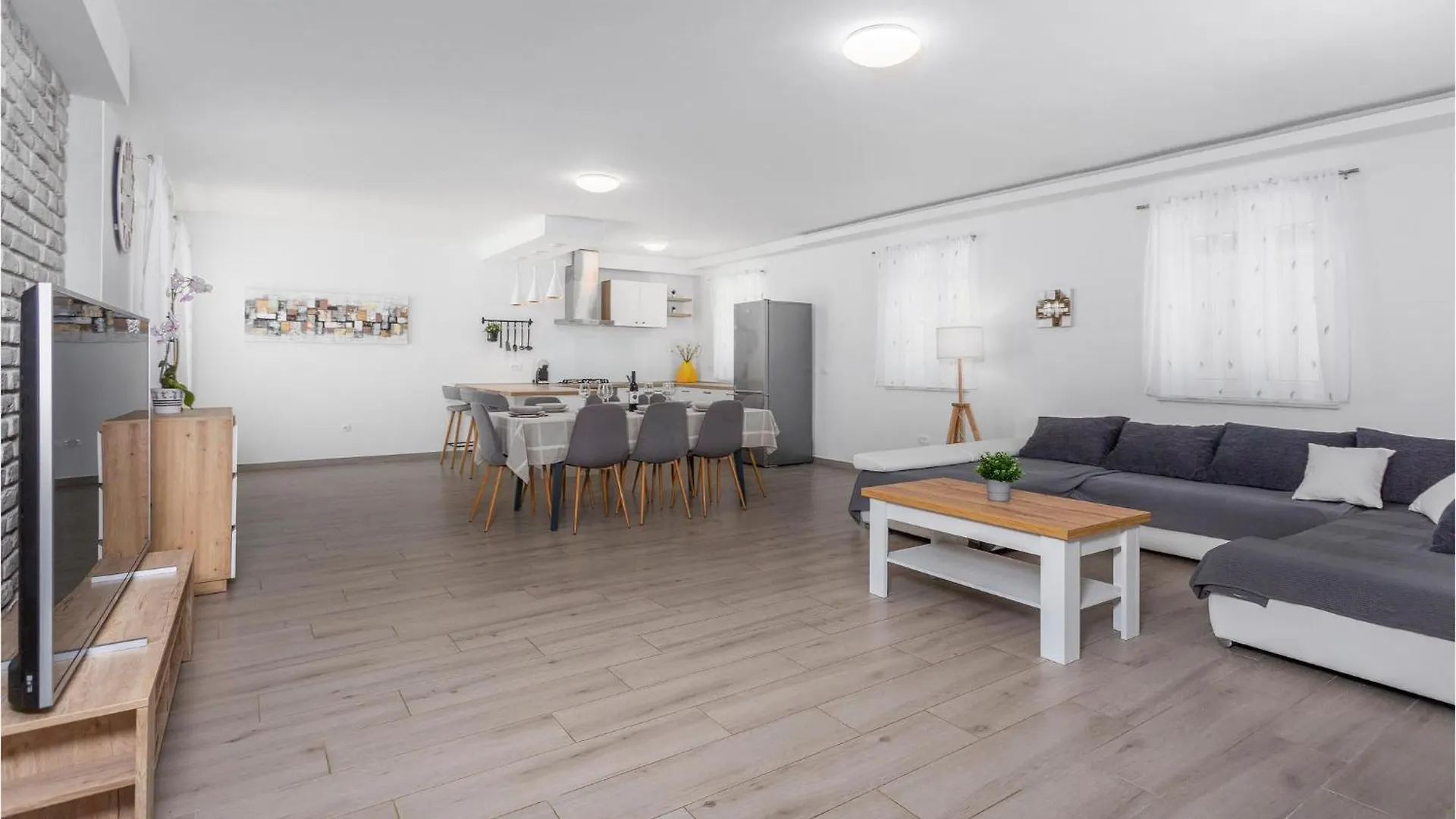 4 Bedroom Amazing Home In Kras Croatia