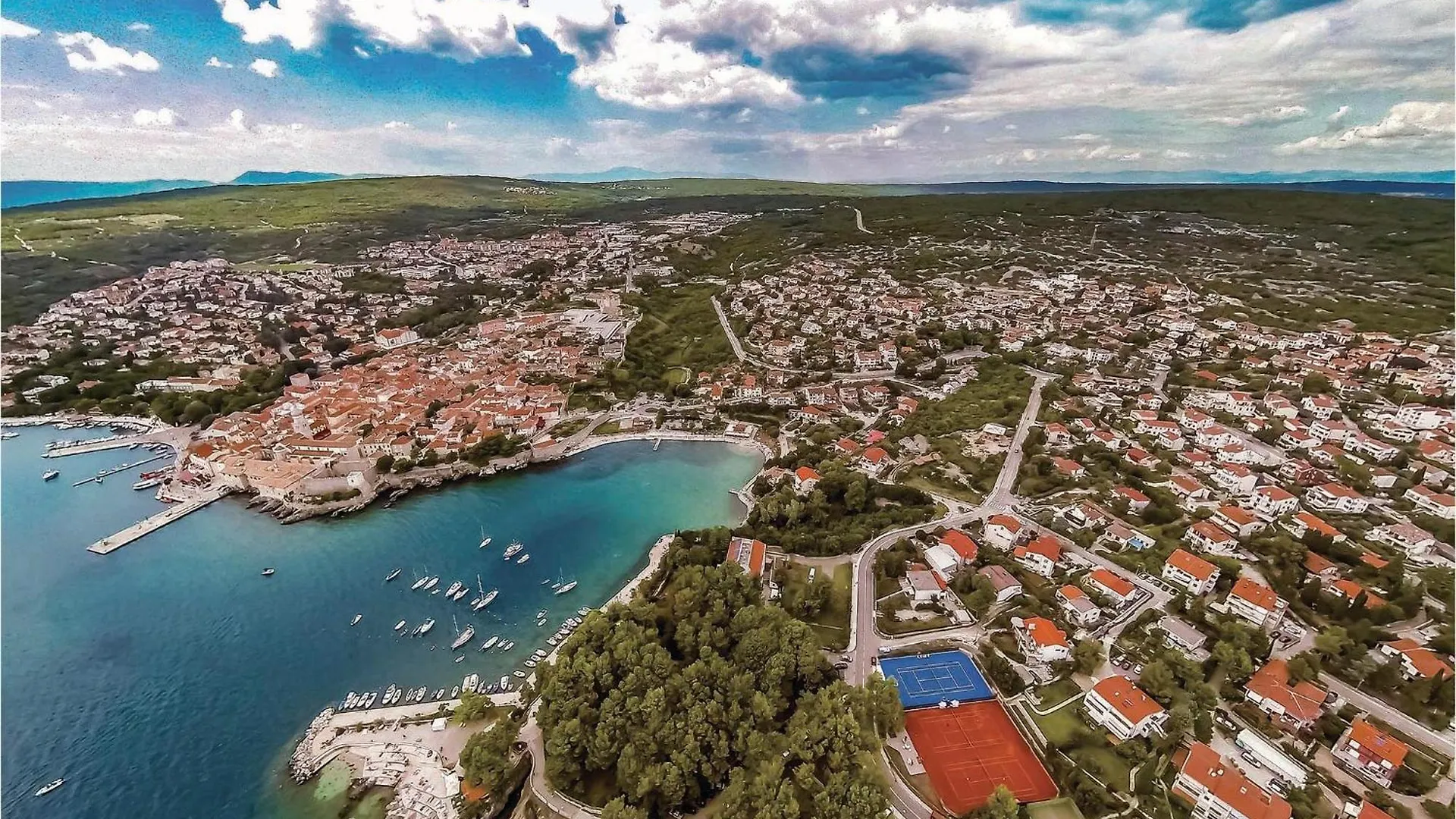 Holiday home 4 Bedroom Amazing Home In Kras Croatia